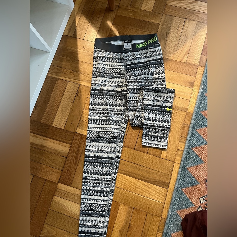 Nike fleece lined leggings